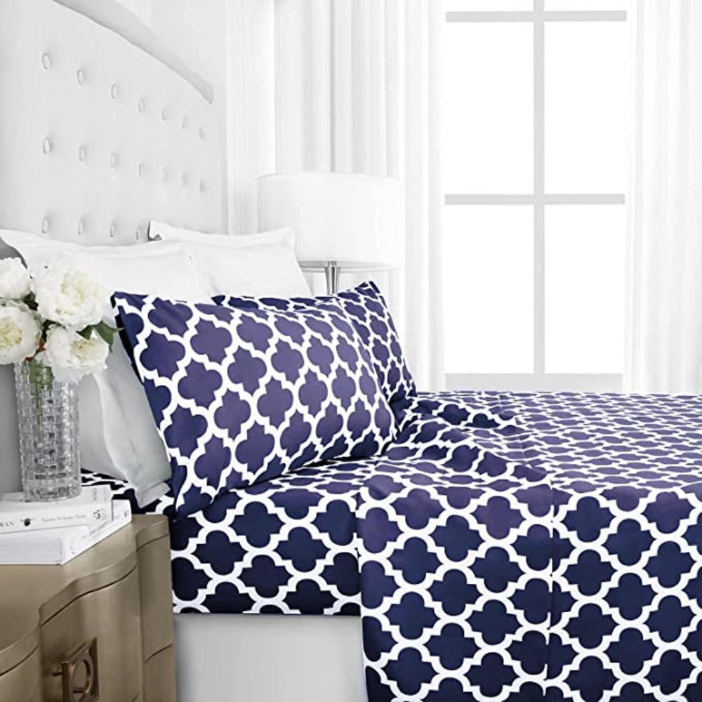 Italian Luxury sheets NWT